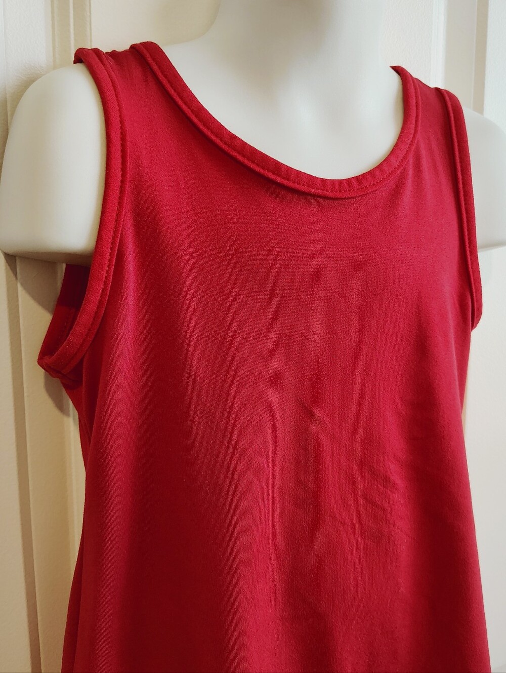 Red Tank Top - Picture 4 of 7